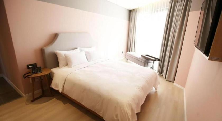 Londoner Hotel Pusan Exteriér fotografie